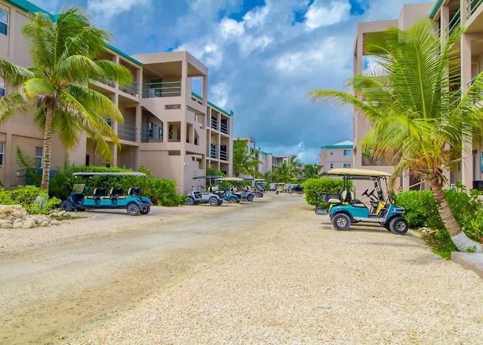 #32 @ Mara Laguna * San Pedro (Ambergris Caye)